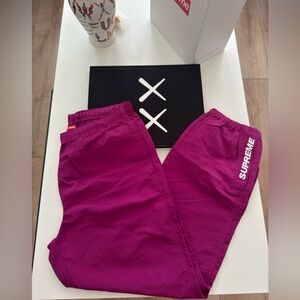 SOLD!!! Supreme Warm Up Pants FW20 Medium SOLD!!